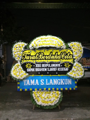 Papan Bunga Duka di Caruban